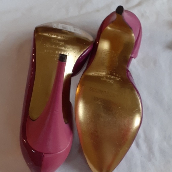 Shoes - Picture 3 of 4